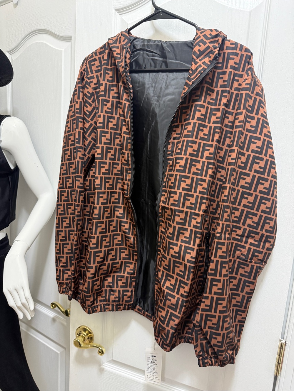 Lightweight brown and black FF logo zip hoodie featuring a zipper closur. Is new - Picture 2 of 10